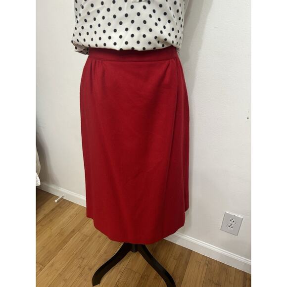 Vintage Boston Traveler 100% Blood Red Virgin Wool Skirt Dark Academia Modest 16 - Picture 1 of 3
